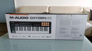 USB Midi Control Keyboard Oxygen 49