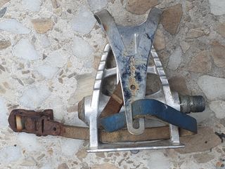 Pedal antiguo bicicleta