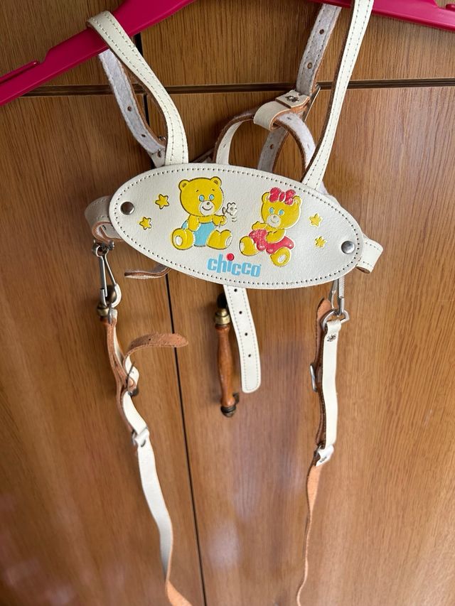 Arnes de bebé marca Chicco