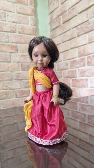 Muñeca indu