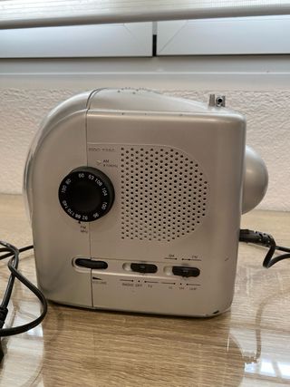 Television-radio portatil stevenson