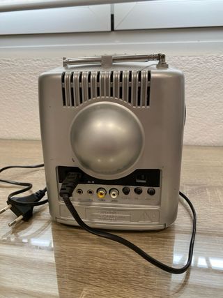 Television-radio portatil stevenson