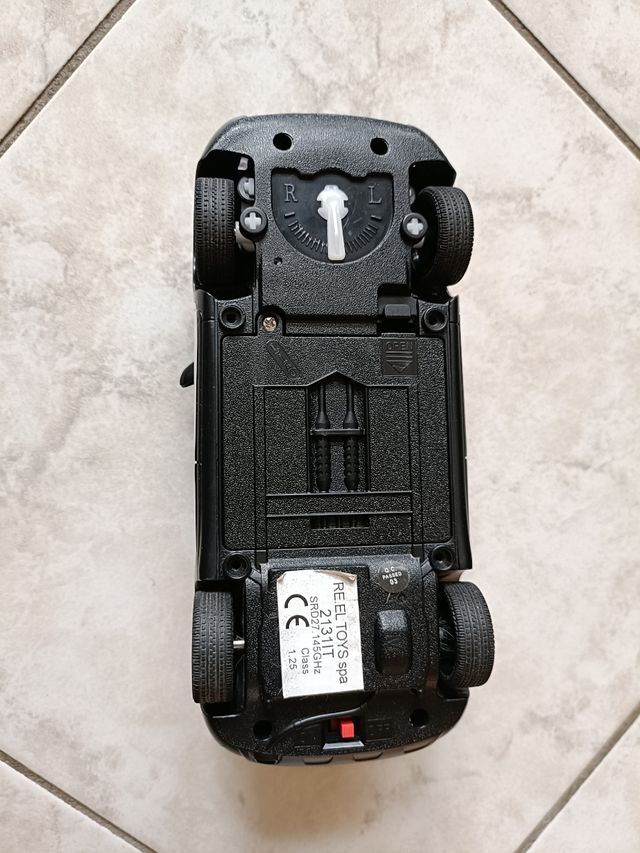 Macchina telecomandata