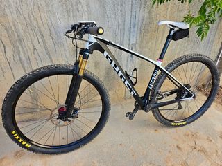 Bicicleta de montaña GHOST LECTOR 10 