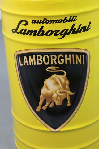 TABURETE LAMBORGHINI 49cm ESPECTACULAR