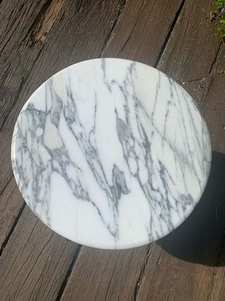 Mesa auxiliar madera y mármol DISPoNIBLE!!
