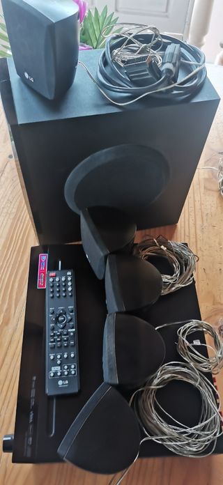 Home cinema LG con cable