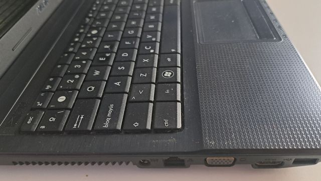 Ordenador portátil Asus X54H