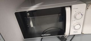 Microondas Orbegozo White class