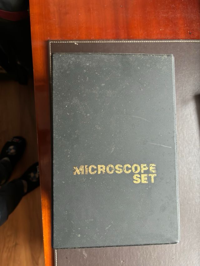 Microscopio nuevo