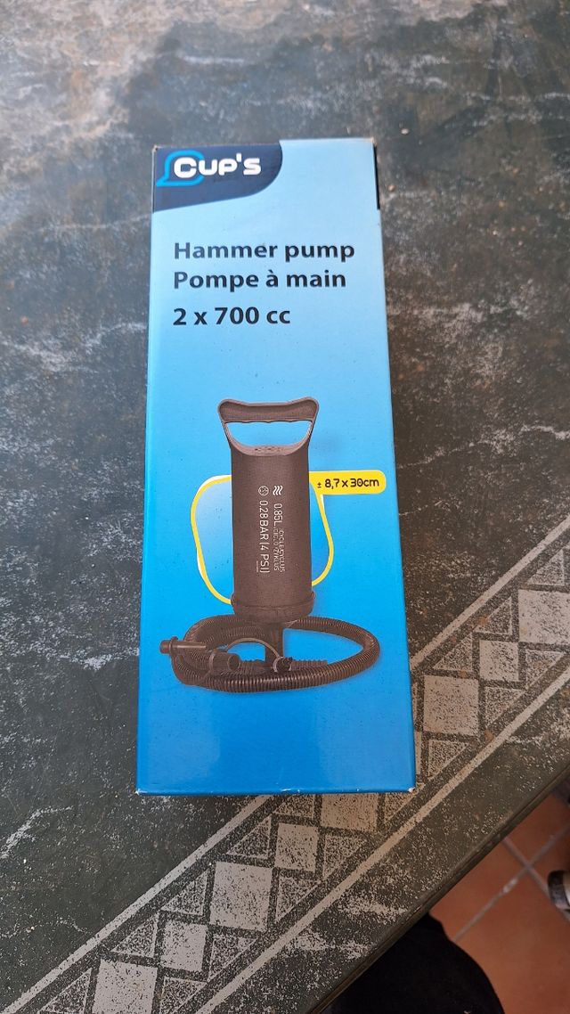 Bomba de aire a mano