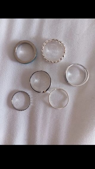 URGE!! Colgante con cadena, anillos y pulsera