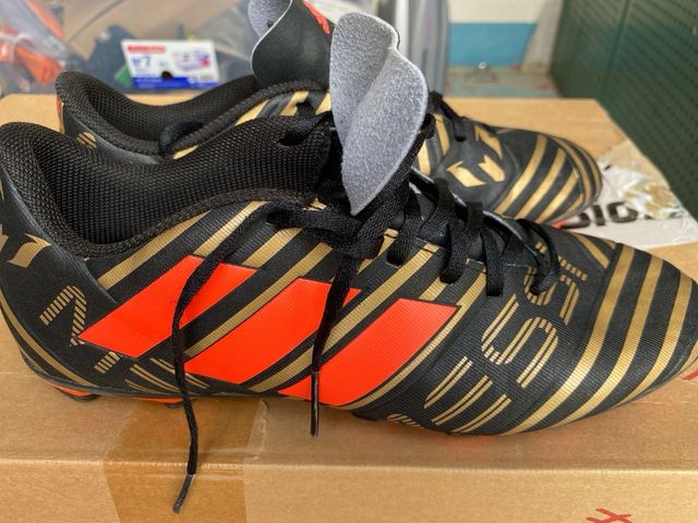Botas de futbol messi