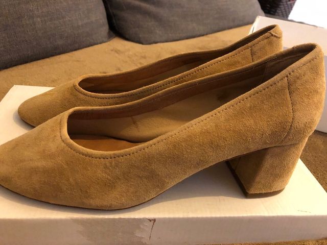 Zapatos corte salon de ante