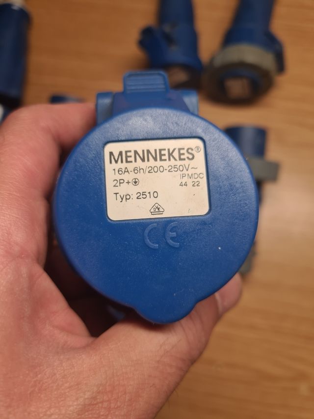 Lote de Conectores 16a 3 polos Mennekes