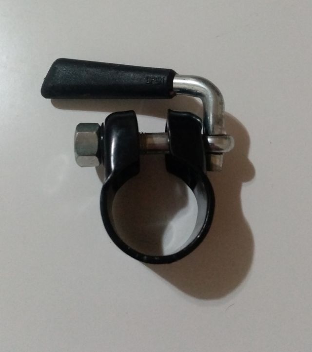 Abrazadera cierre sillín clásica