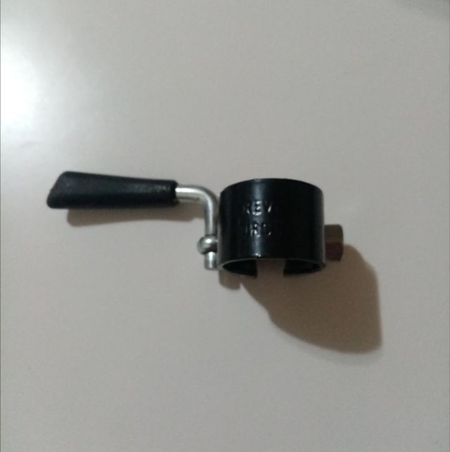 Abrazadera cierre sillín clásica