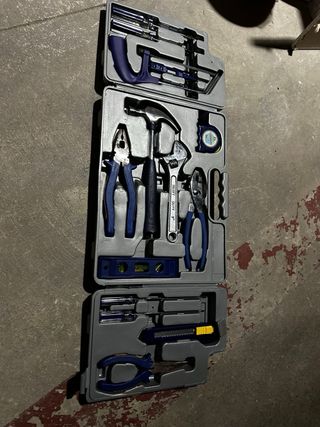 Vendo maletin pequeño de herramientas