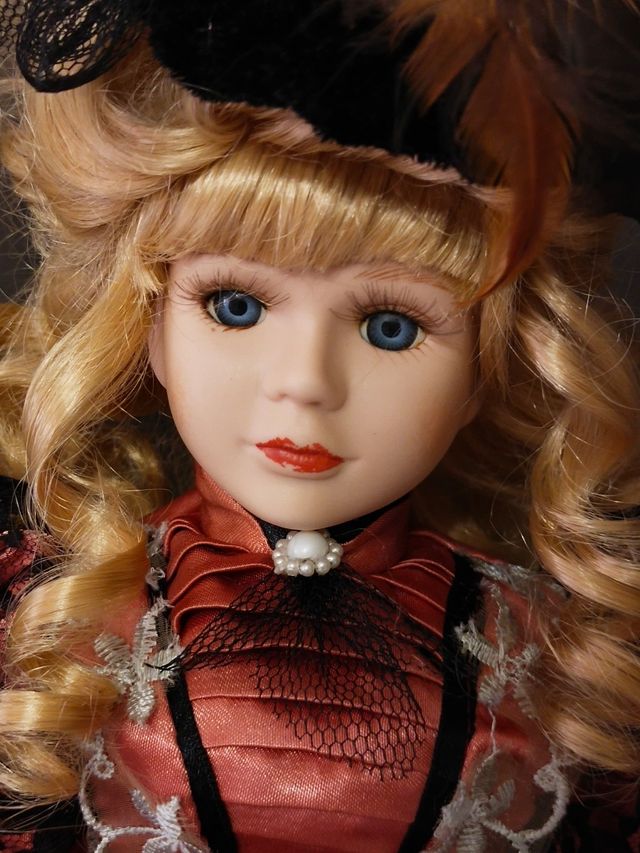 Muñeca porcelana vintage - 1