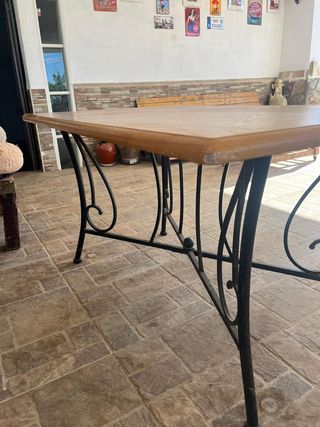 Vendo Mesa Comedor de Forja