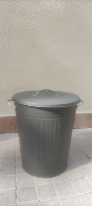 Cubo basuras reciclaje