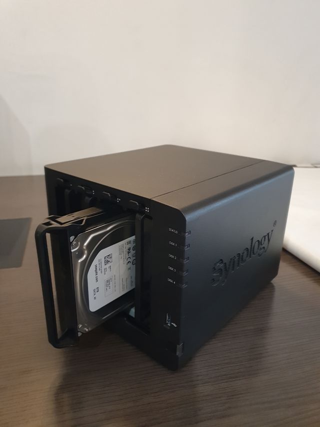 NAS Synology DS416