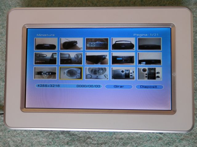 Marco lcd led fotográfico+reproductor multimedia