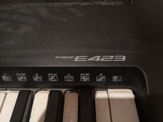 Piano yamaha 423