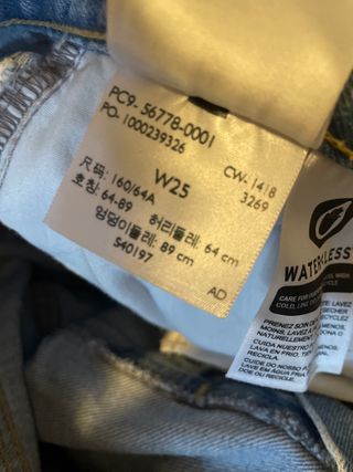 Pantalones levis 