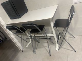 Mesa alta con taburetes ikea
