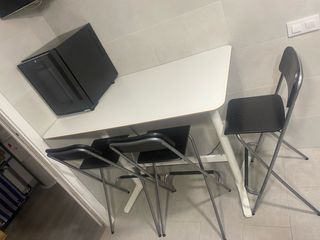 Mesa alta con taburetes ikea