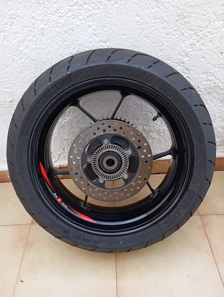 Llanta trasera completa 