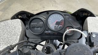 Kawasaki GPZ500 s circuito