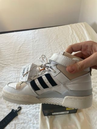 adidas forum ivy park mid