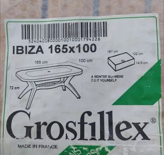 Mesa de jardín en resina