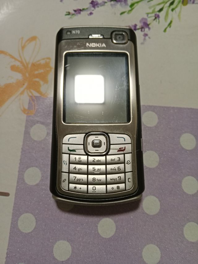 Nokia vintage senza caricabatterie difettoso