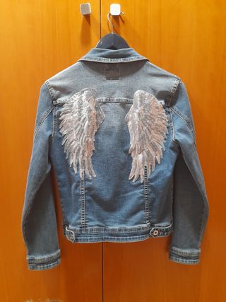 Cazadora vaquera alas plateada