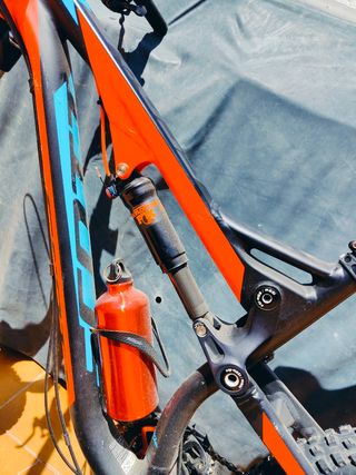 Bicicleta descensos SCOTT GENIUS LT