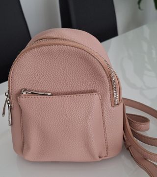 Mini mochila rosa de Parfois 