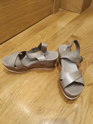 SANDALIAS DE PLATAFORMA