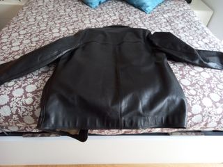 Chaqueta de piel para hombre