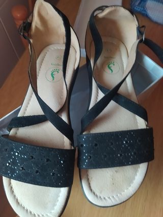 Sandalias con poquísimo uso