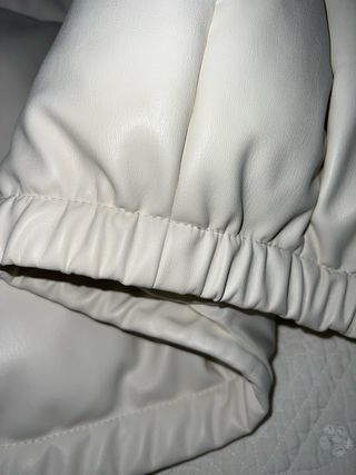 Chaleco acolchado efecto piel zara