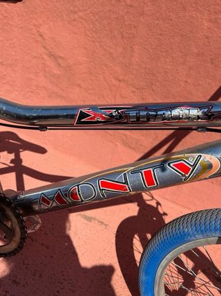 Bicicleta BMX