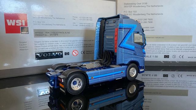 Wsi 1/50 FEIK Volvo FH4