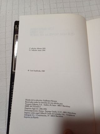 UN VIEJO QUE LEIA NOVELAS DE AMOR