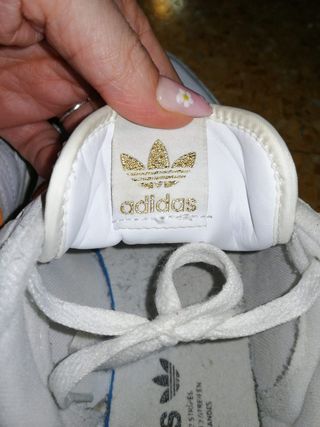Scarpe Adidas Continental 