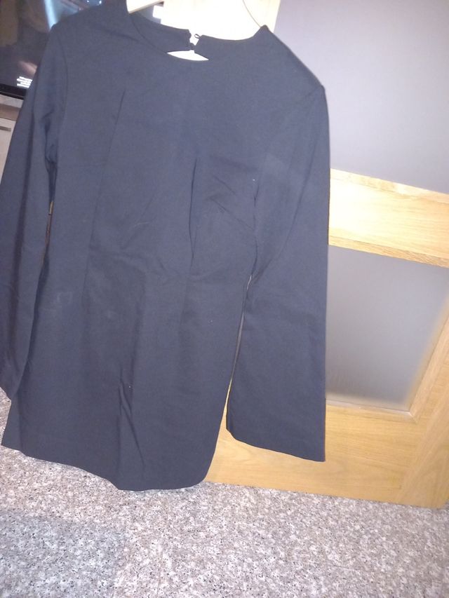 Vestido negro espalda abierta