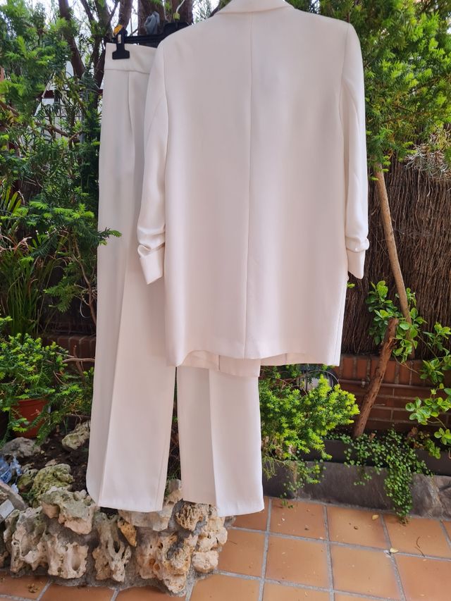 Traje zara americo y pantalon