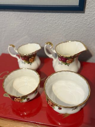 Jarra y azucarero royal albert